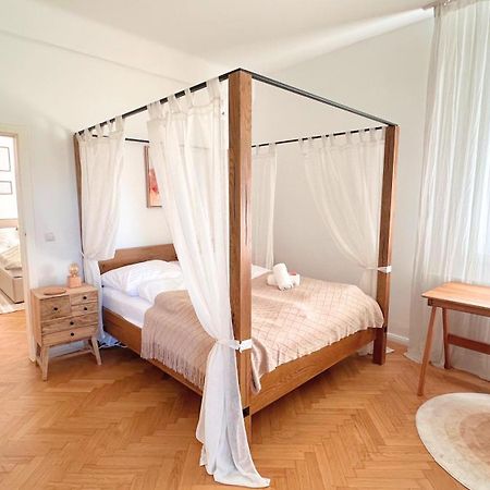 Cozy Apartment In Quiet Location, Fast Train Station 100M Away, Contactless Check-In Viena Exterior foto
